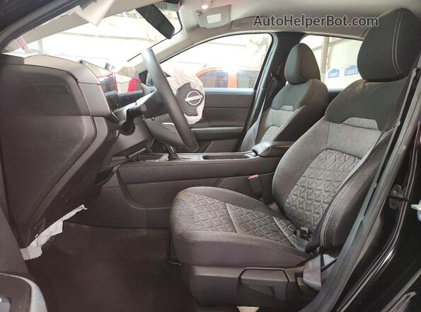 3N8AP6CB9TL385327 2026 NISSAN KICKS Black Սալոնի դիմացի տեսք