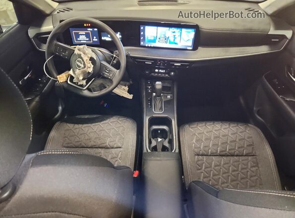 3N8AP6CBXTL414219 2026 NISSAN KICKS Gray წინა პანელის ხედი