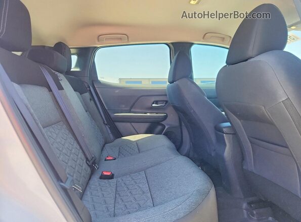 3N8AP6CE0TL378440 2026 NISSAN KICKS White Rear interior view