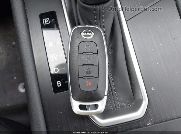 3N8AP6CE1TL388152 2026 NISSAN KICKS Black წინა პანელის ხედი
