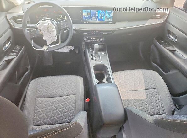 3N8AP6CE3TL372731 2026 NISSAN KICKS Blue Widok deski rozdzielczej
