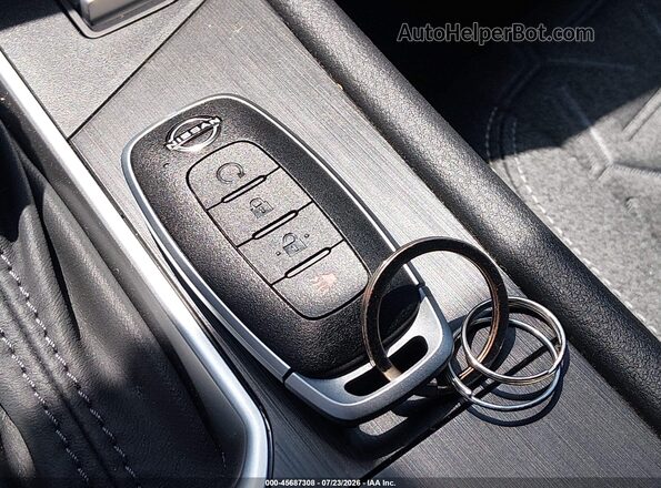 3N8AP6CE4TL380742 2026 NISSAN KICKS Gray Առջևի վահանակի տեսք