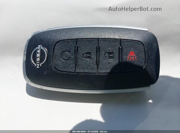 3N8AP6CE5TL316631 2026 NISSAN KICKS Black Vista del salpicadero