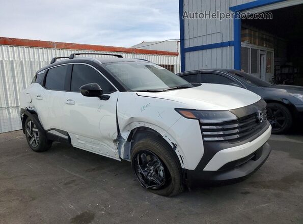 3N8AP6CE6TL374781 2026 NISSAN KICKS White Przód prawy