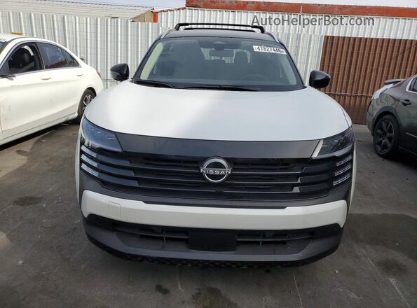 3N8AP6CE6TL374781 2026 NISSAN KICKS White Widok z przodu