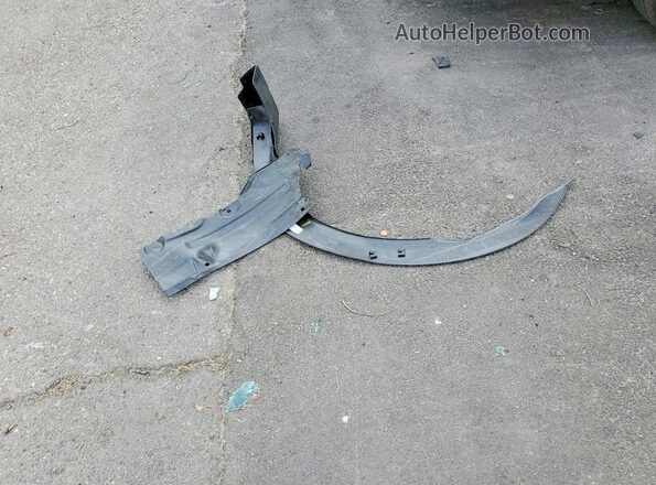3N8AP6CE6TL374781 2026 NISSAN KICKS White Widok komory silnika