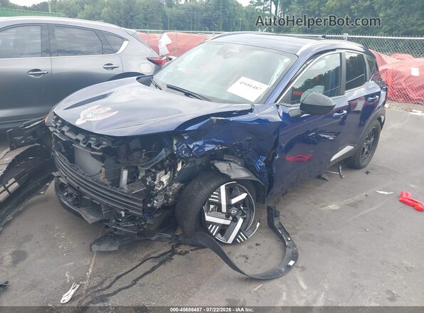 3N8AP6CE7TL332832 2026 NISSAN KICKS Dark Blue Առջևի ձախ երեք քառորդ տեսարան