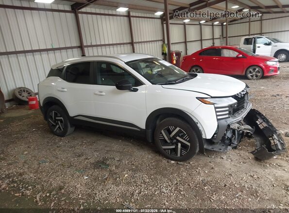 3N8AP6CE9TL313747 2026 NISSAN KICKS White Vista interior de 360 grados