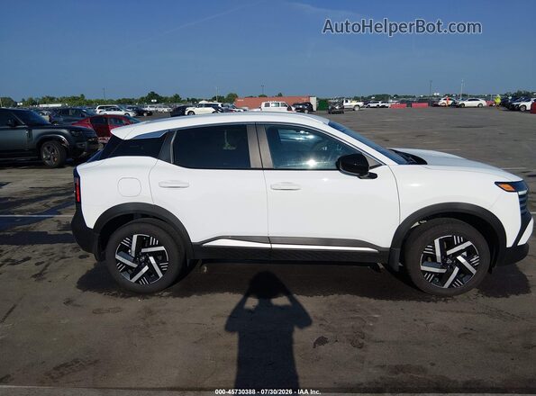 3N8AP6CEXTL316740 2026 NISSAN KICKS White Rear interior view