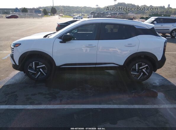 3N8AP6CEXTL316740 2026 NISSAN KICKS White 360 interior view