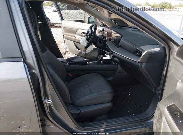 3N8AP6CEXTL332808 2026 NISSAN KICKS Gray Vista interior delantera