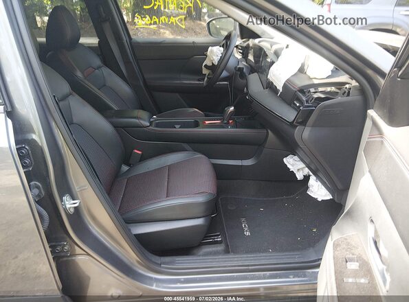 3N8AP6DA0SL337199 2025 NISSAN KICKS Gray Front interior view