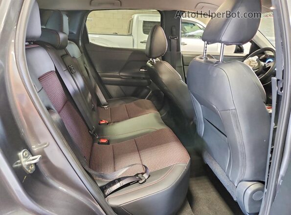 3N8AP6DA0TL397257 2026 NISSAN KICKS Gray უკანა სალონის ხედი