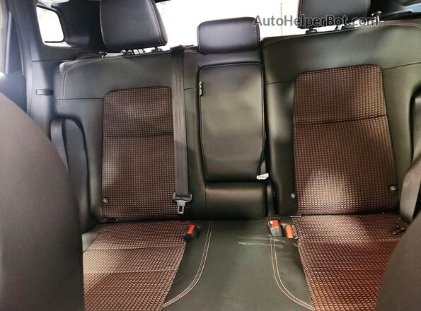 3N8AP6DA0TL397257 2026 NISSAN KICKS Gray უკანა სავარძლების ხედი