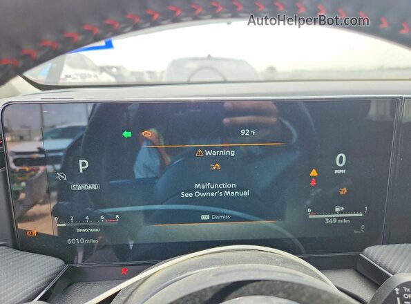 3N8AP6DA1SL337776 2025 NISSAN KICKS Gray Widok zestawu wskaźników