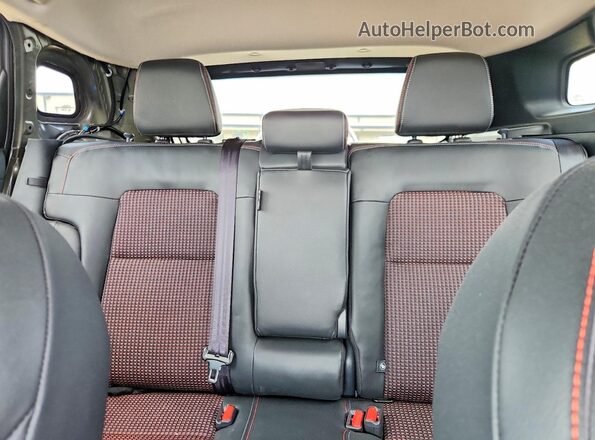 3N8AP6DA1SL337776 2025 NISSAN KICKS Gray Widok tylnych siedzeń