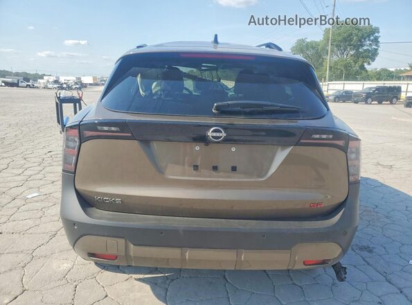 3N8AP6DA1TL327914 2026 NISSAN KICKS Brown Вид ззаду