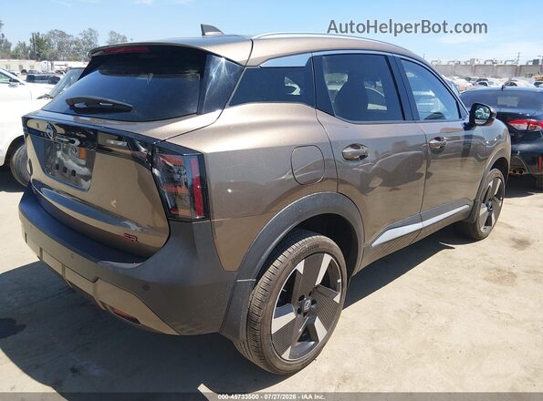 3N8AP6DA3SL361173 2025 NISSAN KICKS Brown Trasero derecho