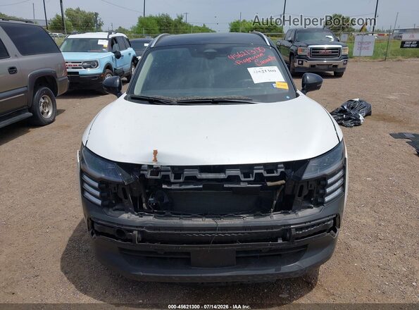 3N8AP6DAXSL381145 2025 NISSAN KICKS White Vista interior trasera