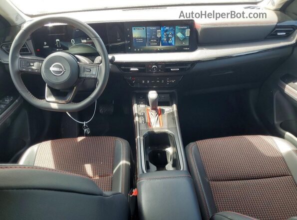3N8AP6DB6TL316710 2026 NISSAN KICKS White Dashboard view