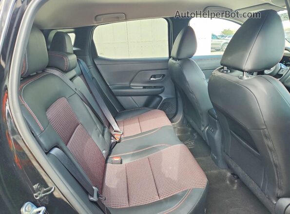 3N8AP6DB8TL400446 2026 NISSAN KICKS Black უკანა სალონის ხედი