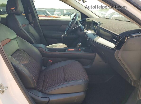 3N8AP6DC0SL381964 2025 NISSAN KICKS Белый Вид салона спереди