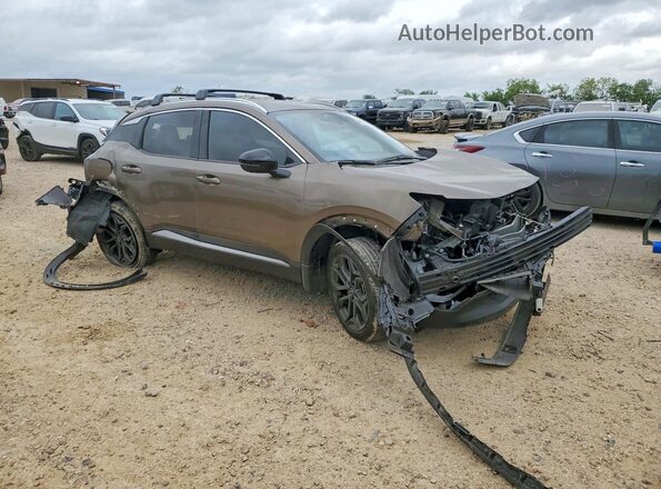 3N8AP6DC2TL317331 2026 NISSAN KICKS Коричневый Передняя правая четверть