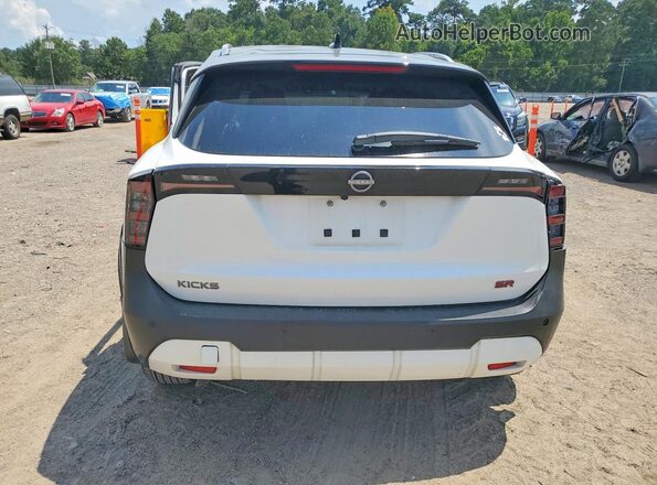 3N8AP6DC8SL380657 2025 NISSAN KICKS White Rear view