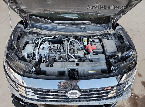 3N8AP6DCXTL339996 2026 NISSAN KICKS Gray Widok wnętrza z tyłu