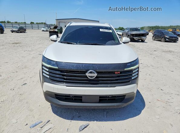 3N8AP6DD0SL304116 2025 NISSAN KICKS Белый Вид спереди