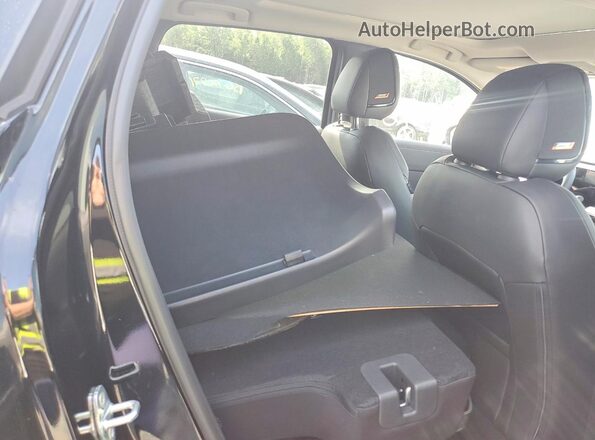 3N8AP6DD0TL403942 2026 NISSAN KICKS Black Սալոնի հետևի տեսք