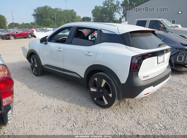 3N8AP6DD7SL435818 2025 NISSAN KICKS White Vista interior de 360 grados