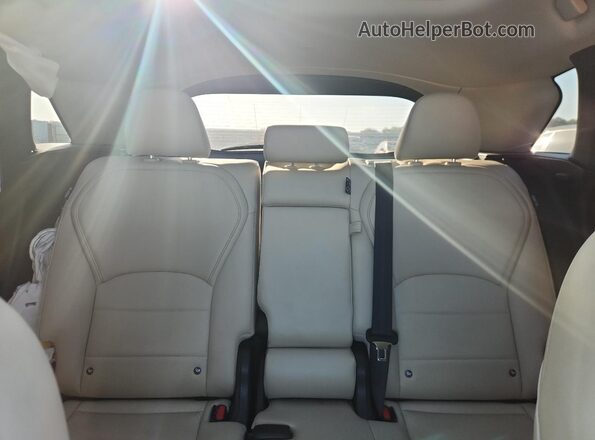 3PCAJ5BA2MF123925 2021 INFINITI QX50 White Vista de los asientos traseros