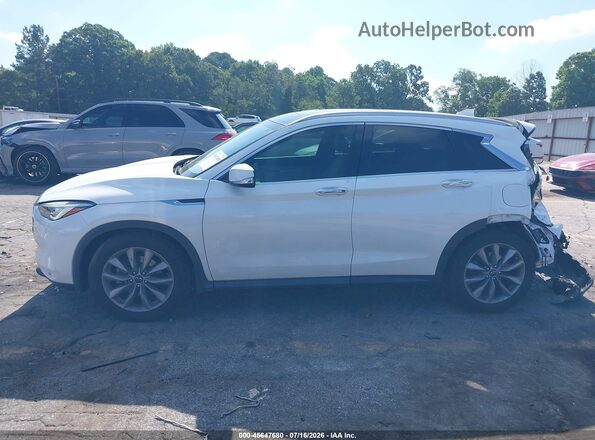 3PCAJ5BA7MF109003 2021 INFINITI QX50 White Widok wnętrza 360 stopni