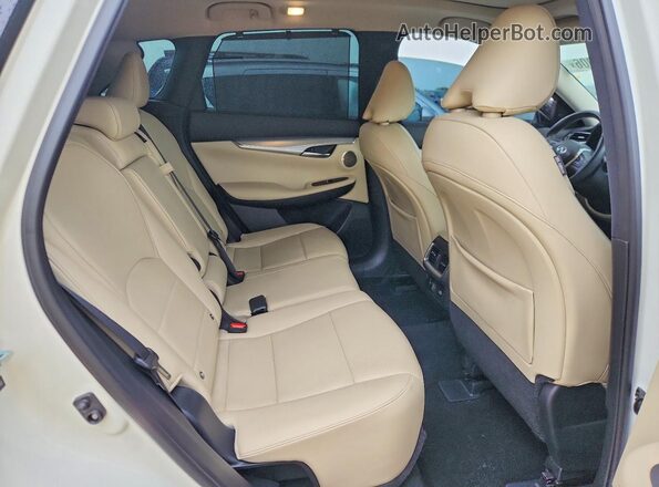 3PCAJ5CA0MF122948 2021 INFINITI QX50 White Սալոնի հետևի տեսք