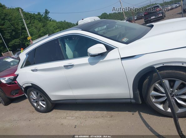3PCAJ5CB8MF108112 2021 INFINITI QX50 White Rear interior view