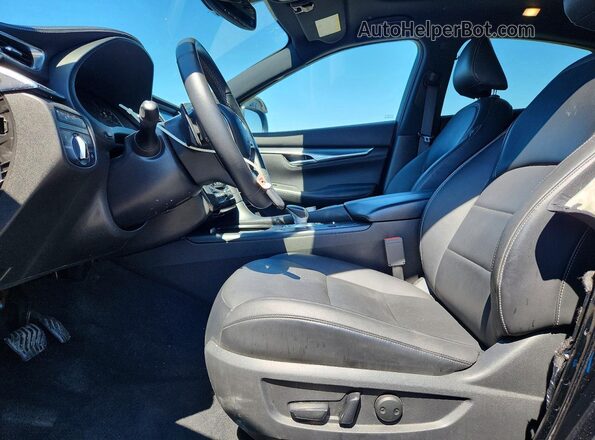 3PCAJ5J36NF105738 2022 INFINITI QX55 Черный Вид салона спереди