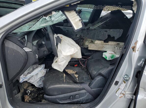 3PCAJ5K35NF105485 2022 INFINITI QX55 Серебряный Вид салона спереди