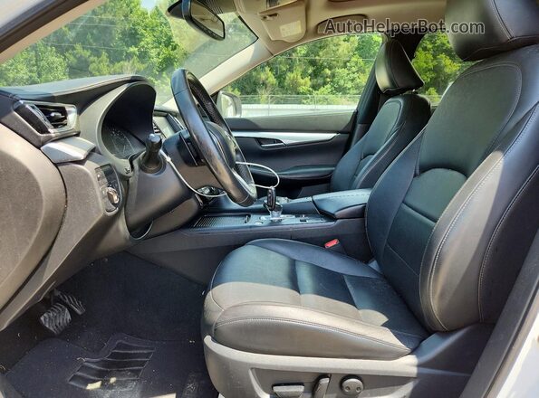 3PCAJ5M11KF135705 2019 INFINITI QX50 White Front interior view