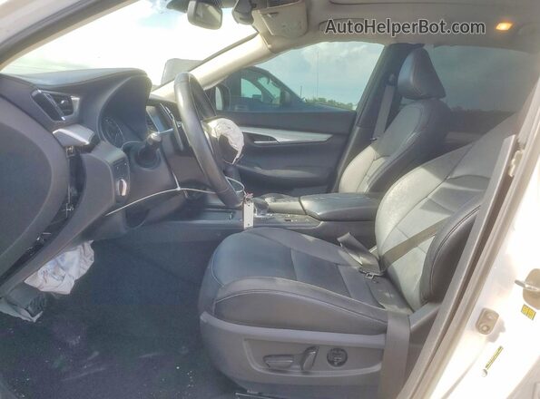 3PCAJ5M14LF106099 2020 INFINITI QX50 White Front interior view