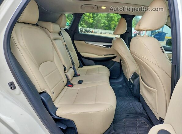 3PCAJ5M16LF119033 2020 INFINITI QX50 Белый Вид задней части салона