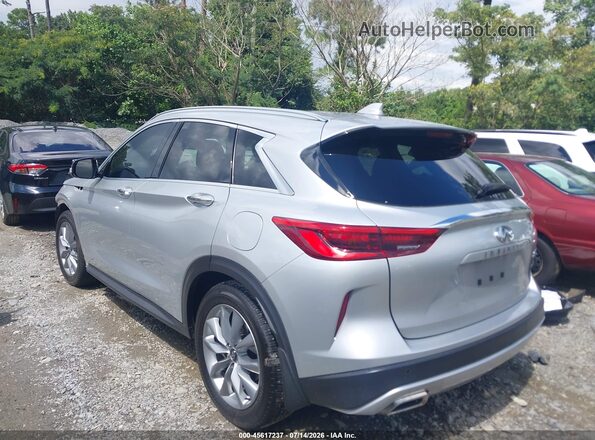 3PCAJ5M18LF113203 2020 INFINITI QX50 Silver 360 interior view