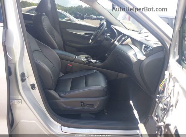 3PCAJ5M18LF113203 2020 INFINITI QX50 Silver Front interior view