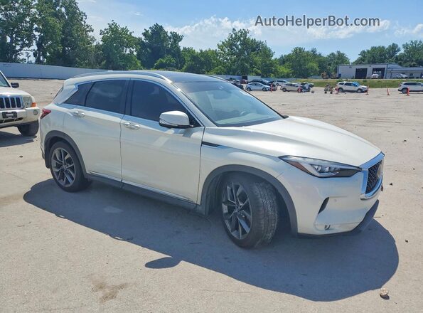 3PCAJ5M19KF113516 2019 INFINITI QX50 White Front right