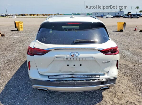 3PCAJ5M19LF101982 2020 INFINITI QX50 White Rear view
