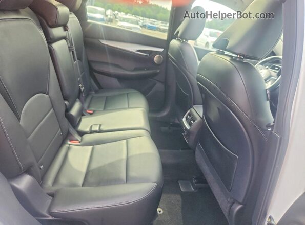 3PCAJ5M31KF116248 2019 INFINITI QX50 White Rear seats view