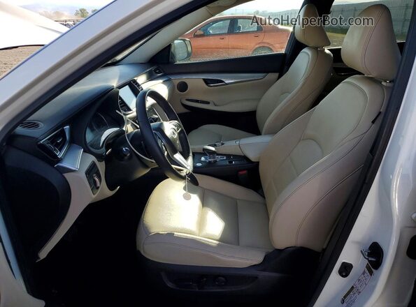 3PCAJ5M31KF138573 2019 INFINITI QX50 White Вид салону спереду
