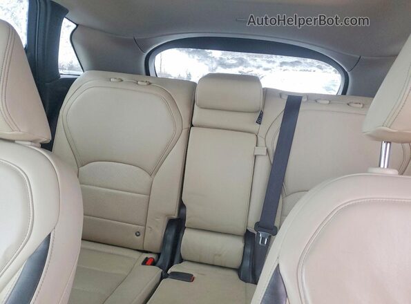3PCAJ5M32KF145791 2019 INFINITI QX50 White Вид задніх сидінь