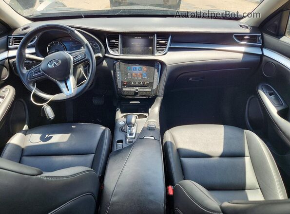 3PCAJ5M32LF100609 2020 INFINITI QX50 Purple Dashboard view