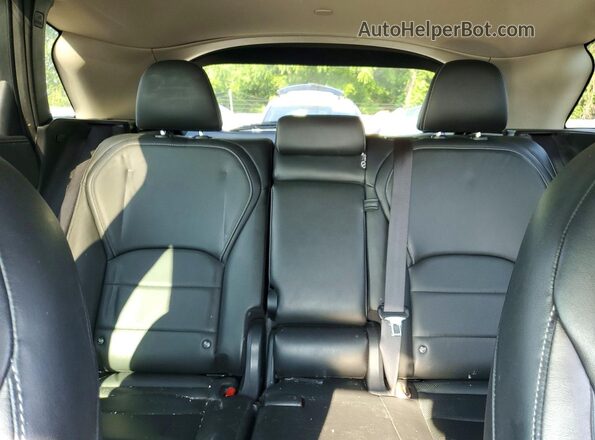 3PCAJ5M35KF130184 2019 INFINITI QX50 Black Rear seats view